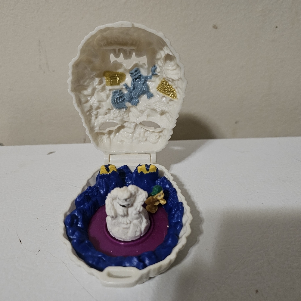 1993 McDonald's Mighty Max Happy Meal Toy Abominable Snowman/Yeti